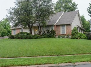 6922 Caenen Ave, Shawnee, KS 66216