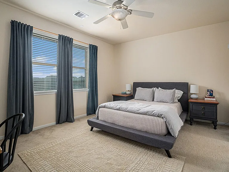 2449 Pamplona Ln — Photo 11