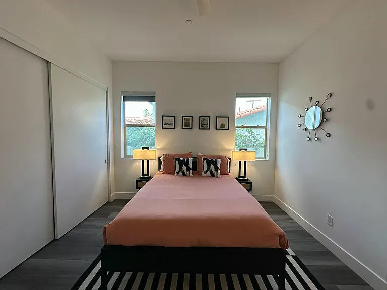 54620 Avenida Juarez — Photo 32