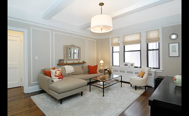 Sold by Douglas Elliman | media 10