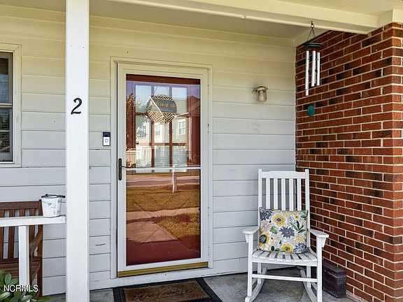 3rd image of 3905 Guardian Avenue #A2