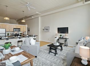 2429 Locust St APT 511, Philadelphia, PA 19103