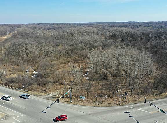 4th image of SE Corner Of State Street And Archer Ave