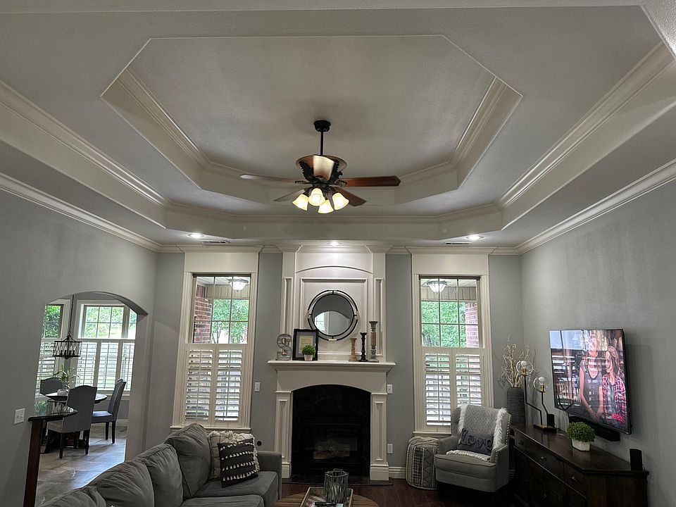 1st image of 1 Headley Cir