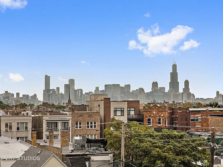 2429 W Cortez St #3 — Photo 5