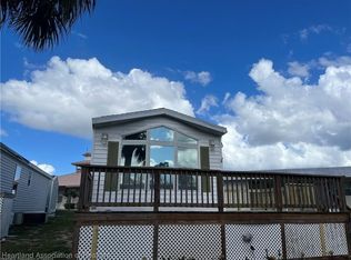 29 Grassy Lake Cir, Lake Placid, FL 33852
