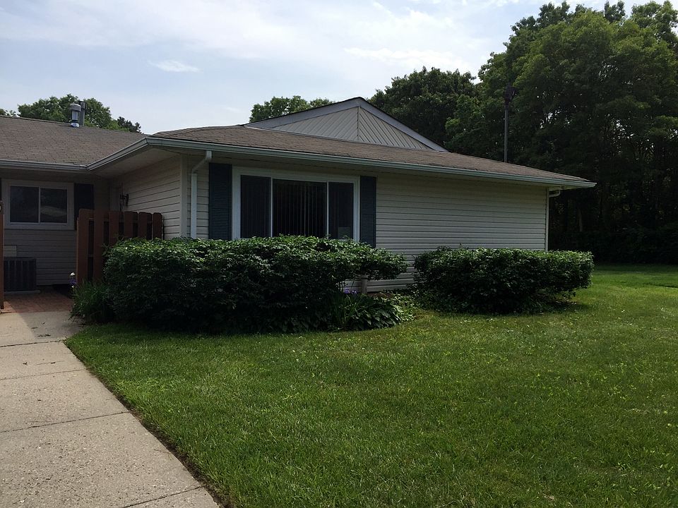 1st image of 29 Storm Dr