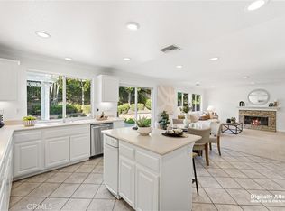 81 Linhaven, Irvine, CA 92602