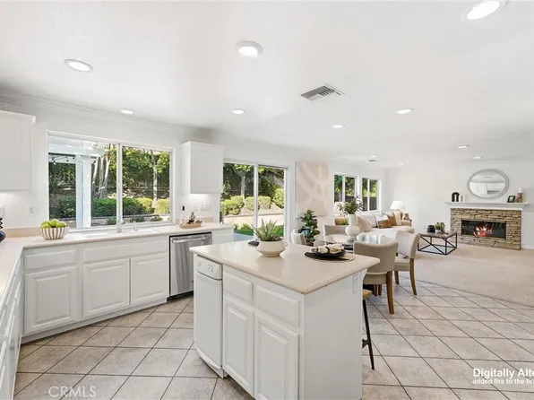 81 Linhaven, Irvine, CA 92602