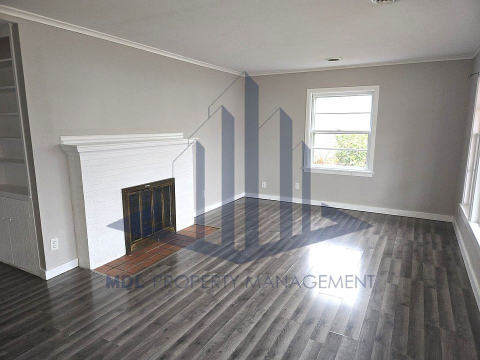 1st image of 3306 Osler Ave