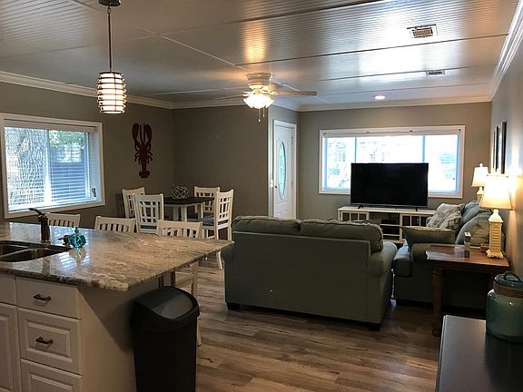 2nd image of 1150 Ocean Blvd