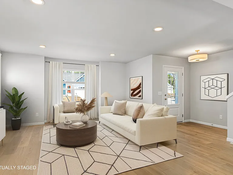 534 Lone Oak Ln — Photo 8
