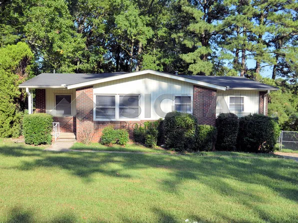 1305 Hartford Dr, Birmingham, AL 35215