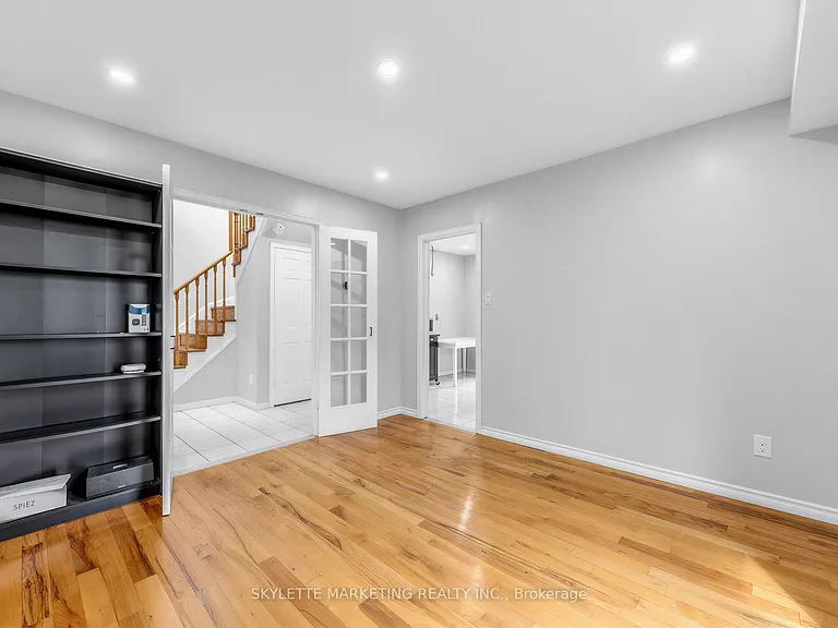 23 Willowbrook Rd — Photo 24