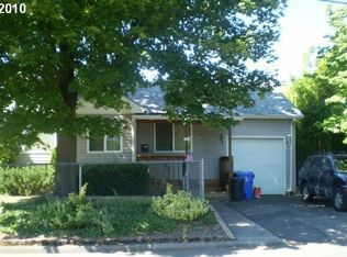 8343 SE Lafayette St, Portland, OR 97266