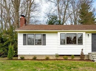 21 Jog Hill Rd, Trumbull, CT 06611