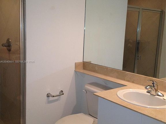 2nd image of 325 Biscayne Blvd #1414