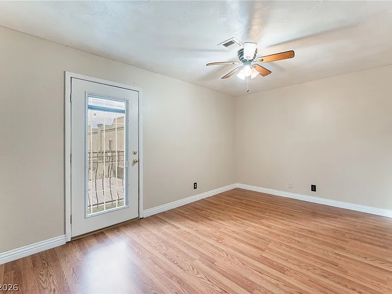 7084 Burcot Ave #J21 — Photo 21