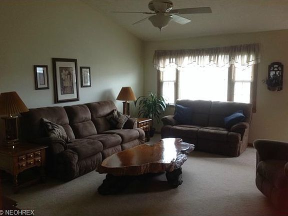 4th image of 1139 Sterling Oaks Dr