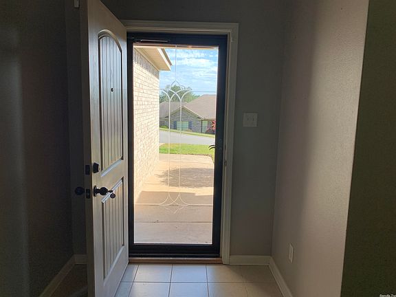 4th image of 5720 Heritage Heights Dr