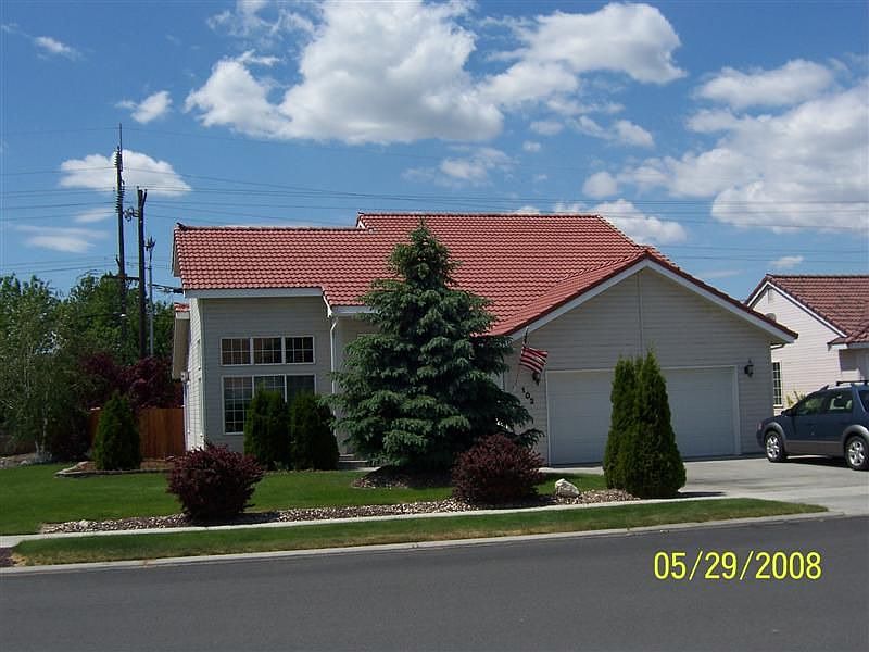 1st image of 102 E Tanglewood Dr