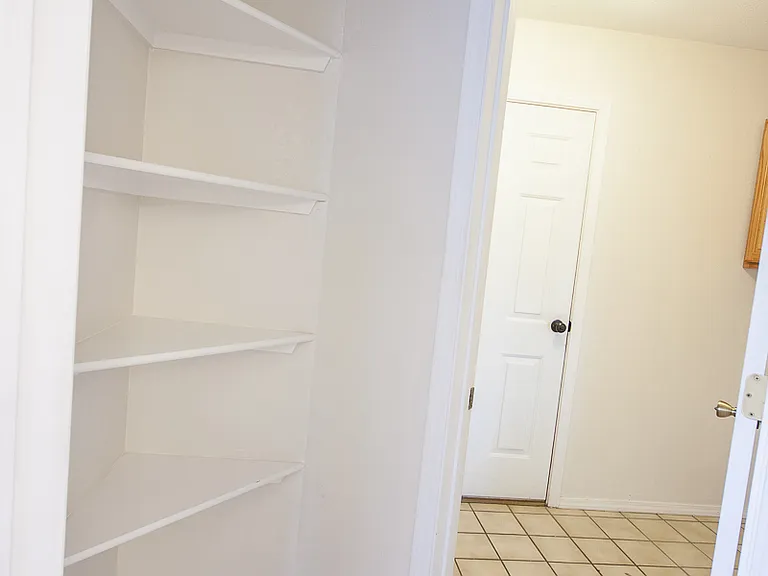 1543 Bosc Ct — Photo 17