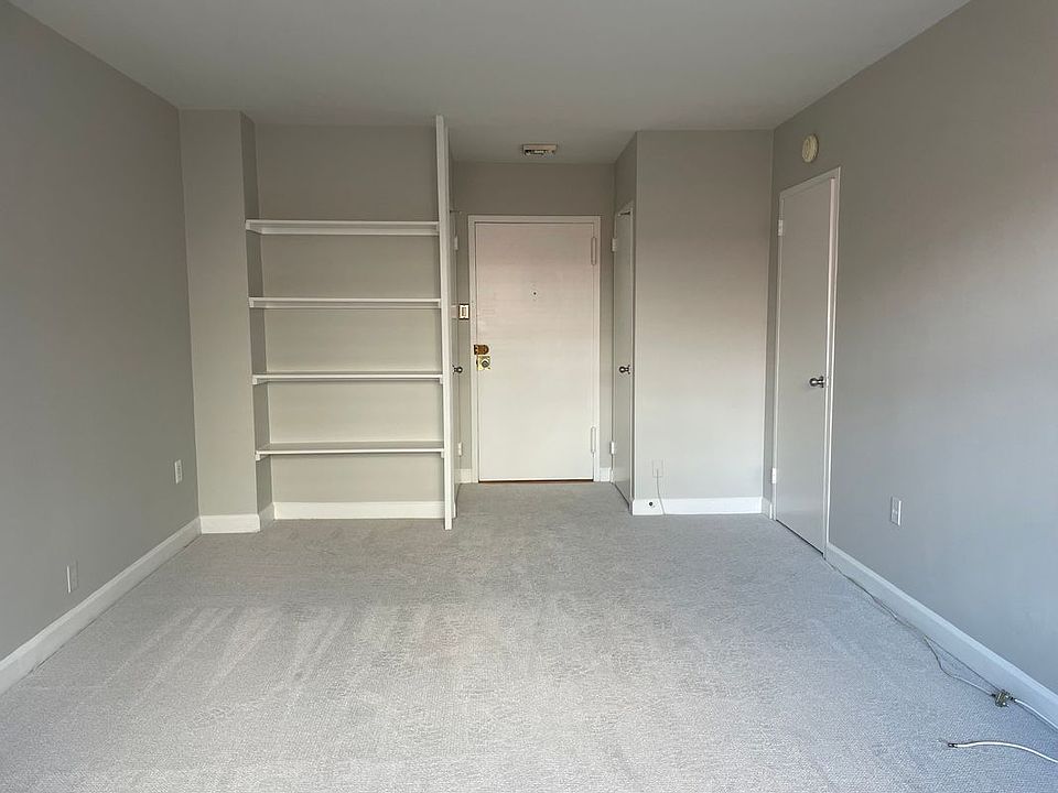 1st image of 1111 Arlington Blvd APT 839