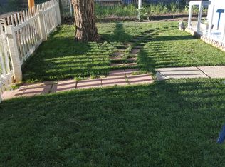 1016 N 4th St, Raton, NM 87740