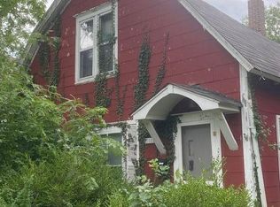 708 Kingsley Ave, Saint Joseph, MI