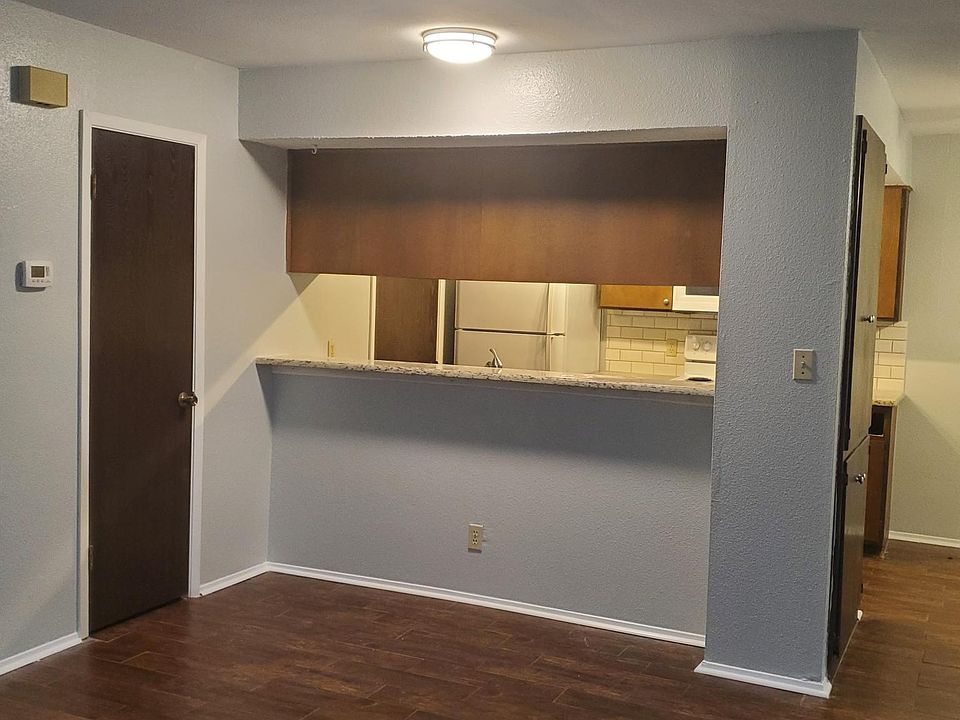Kitchen, Living Room