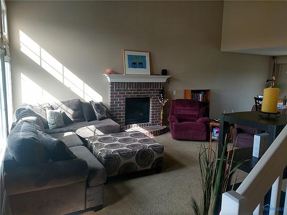 3rd image of 844 Brians Dr