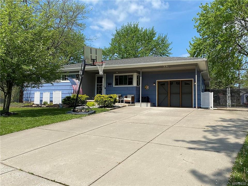 1st image of 331 Woodmere Dr
