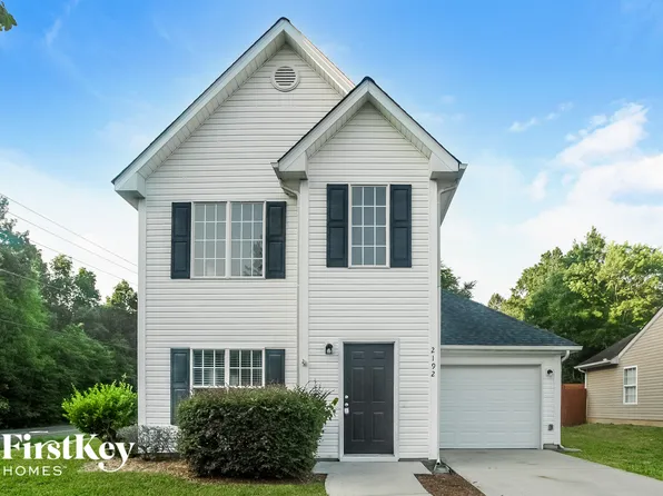 2192 Mallard Pointe Dr, Kannapolis, NC 28083