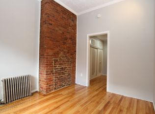 39 N Henry St APT 1L, Brooklyn, NY 11222