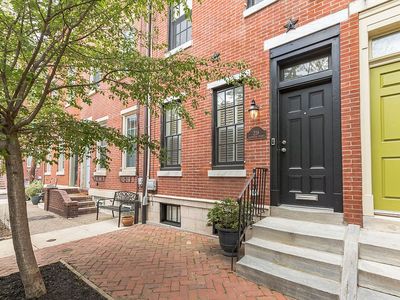 219 Carpenter St, Philadelphia, PA, 19147
