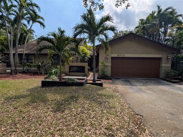 9710 SW 103rd Ave, Miami, FL 33176