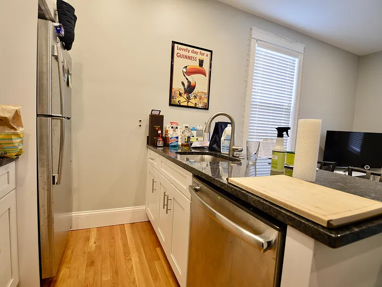 405 S Huntington Ave #2R — Photo 55