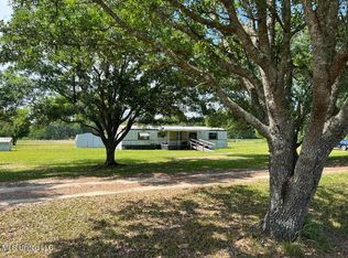 3254 Dean Nursery Rd, Lucedale, MS 39452