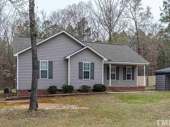 2nd image of 710 Lockwood Dr