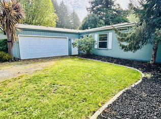 98190 Gavin Ln, Brookings, OR 97415