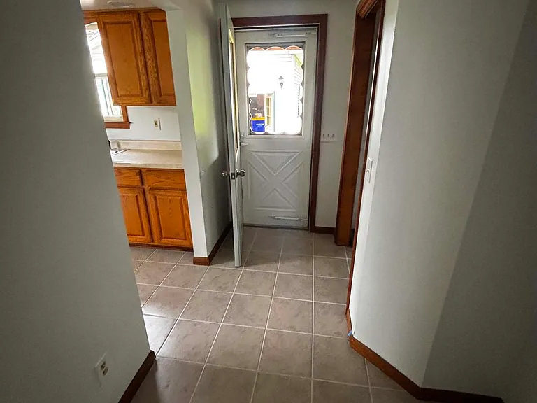 92 Daytona Ave — Photo 22