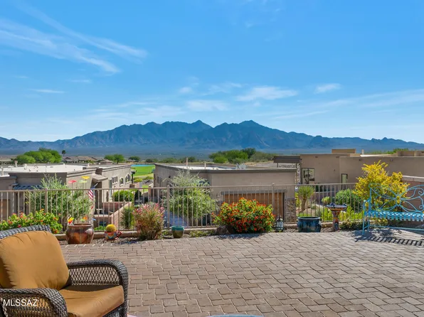 5847 S Waynes Way, Green Valley, AZ 85622