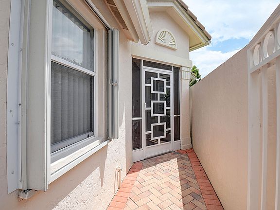 4th image of 7892 Sailing Shores Terrace