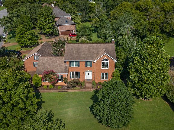 3rd image of 700 Rachel Dr