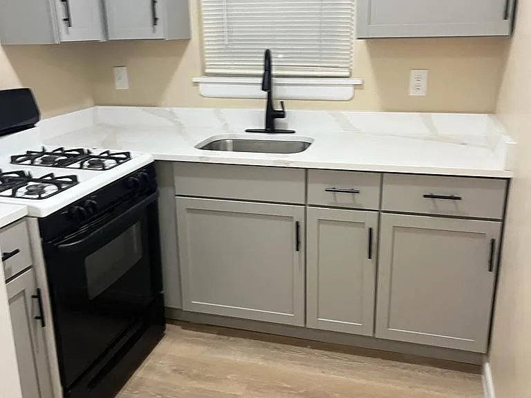 23 Delaware Ave #1 — Photo 2