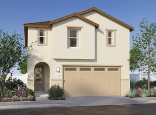 6554 E Crimson Dr, Fresno, CA 93727