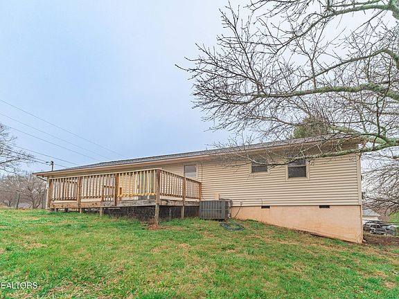 4th image of 3424 Inverness Rd