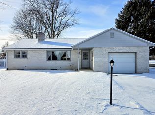 13 Frederick Ave, Denver, PA 17517