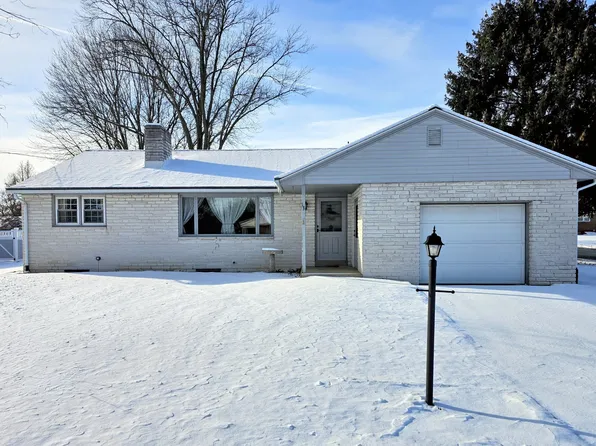 13 Frederick Ave, Denver, PA 17517