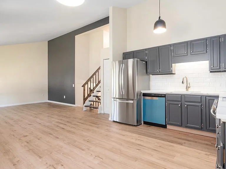 347 Kearney Dr — Photo 7